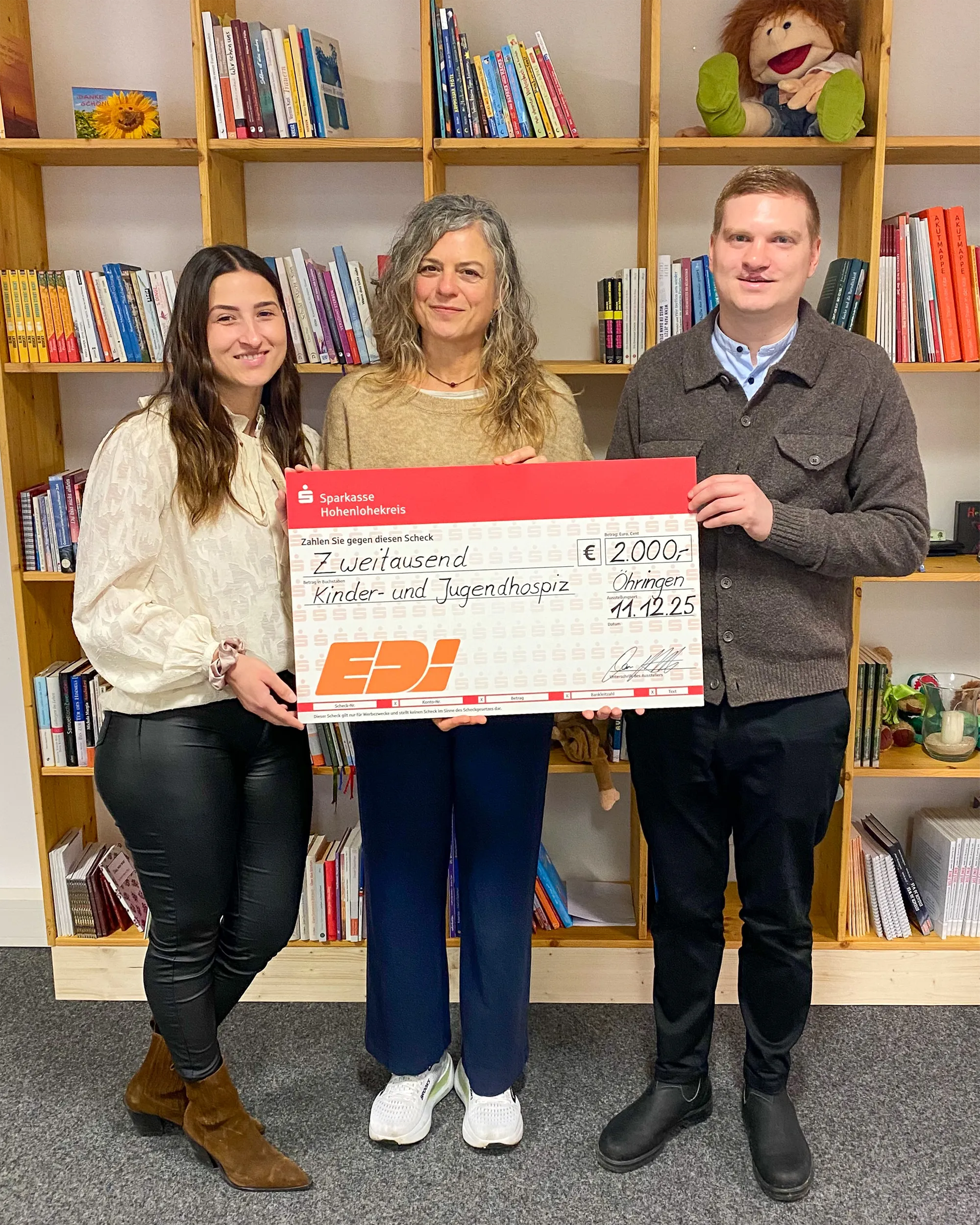 20251212_spendenuergabe_kinderhospiz_oehringen