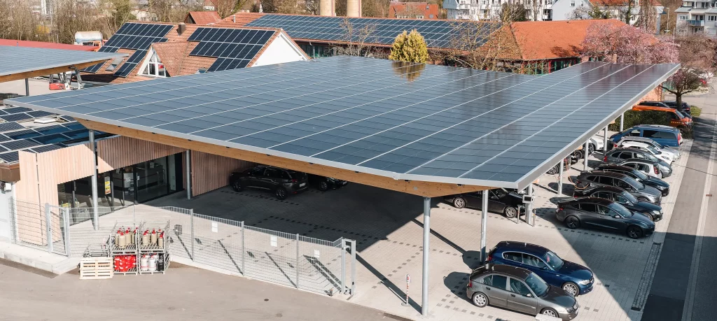 Solardach Betriebsgelände Öhringen EDi Firmengelände Öhringen Luftaufnahme Drohne